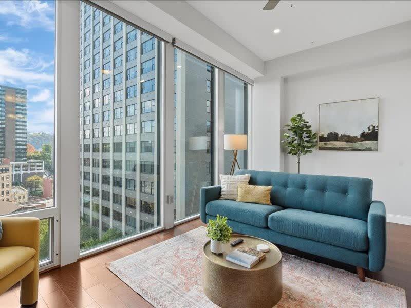 Cozysuites Roomy 1Br, Ppg Paints Arena, Pitts Pittsburgh Exteriör bild